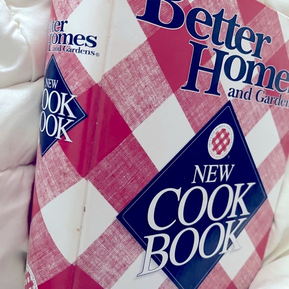 Better homes the New cookbook; excellent condition spiral - Picture 2 of 13